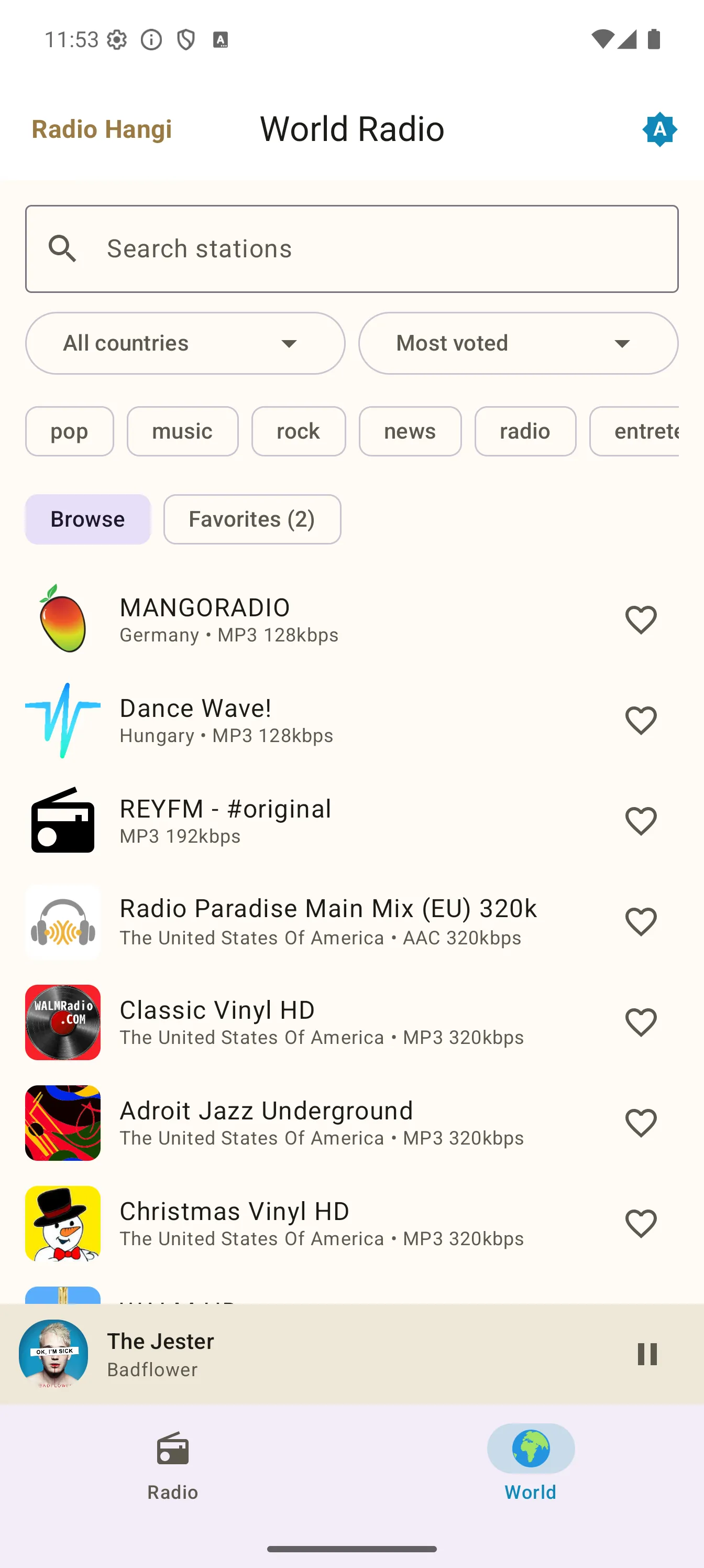 World Radio ეკრანი — სადგურების სია, ფილტრებითა და favorites-ით
